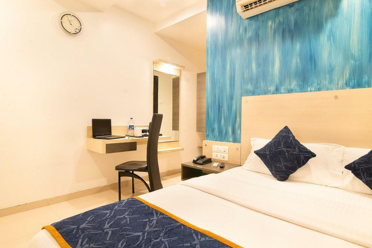 Hotel Sheetal Plaza Surat Exterior photo